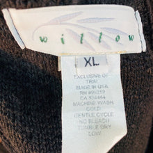 Load image into Gallery viewer, Willow Bettina Sweater Rhinestone Closure
