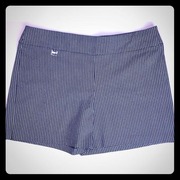 Ingredients Women’s Shorts Size: 20W