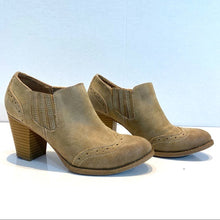 Load image into Gallery viewer, Eürosoft by Söfft Women’s Booties
