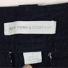 Load image into Gallery viewer, New York &amp; Company Womens Shorts
