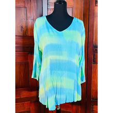 Load image into Gallery viewer, Modesce Women’s Reef Strata V-Neck Tunic
