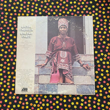 Load image into Gallery viewer, Vintage 1972 Aretha Franklin Amazing Grace Album
