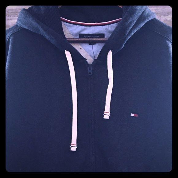 (SOLD) Tommy Hilfiger Men’s Drawstring Hoodie XXL