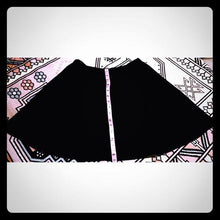 Load image into Gallery viewer, Joe Benbasset Black Mini Skirt
