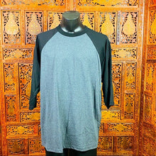 Load image into Gallery viewer, Pro Club Men’s Baseball Tee NWT
