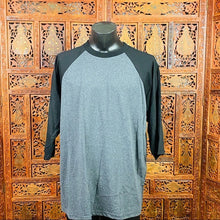 Load image into Gallery viewer, Pro Club Men’s Baseball Tee NWT
