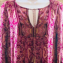 Load image into Gallery viewer, Max Studio V-neck Women’s Blouse
