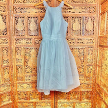 Load image into Gallery viewer, David’s Bridal Bridesmaid Dress
