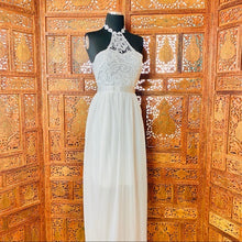 Load image into Gallery viewer, Beach Wedding Dress High Halter Neckline NWT
