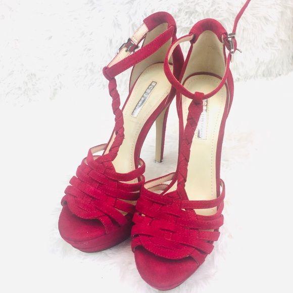 (SOLD) BCBGeneration Fuchsia Suede Platform Heel