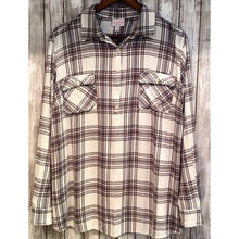 Load image into Gallery viewer, Ingrid &amp; Isabel Flannel Maternity Shirt
