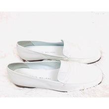 Load image into Gallery viewer, Women’s Antonio Melani Leather Loafers
