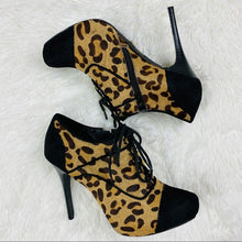 Load image into Gallery viewer, Fergie Gatsby Too Leopard Lace up Oxford Bootie
