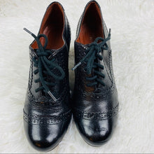 Load image into Gallery viewer, Naturalizer N5 Comfort Leather Oxford
