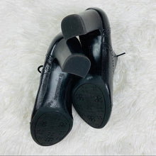 Load image into Gallery viewer, Naturalizer N5 Comfort Leather Oxford
