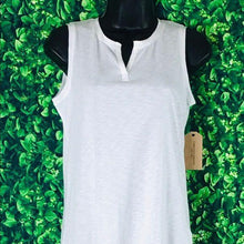 Load image into Gallery viewer, Christian Siriano Women’s Blouse

