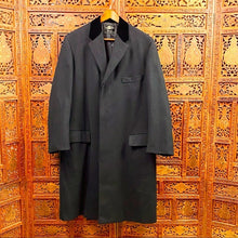Load image into Gallery viewer, Vintage 1960’s Lord &amp; Taylor Men’s Trench Coat

