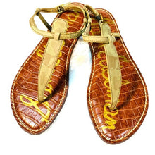 Load image into Gallery viewer, (SOLD) Sam Edelman GiGi Thong Sandal
