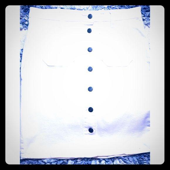 Kenneth Cole Reaction White Denim Pencil Skirt
