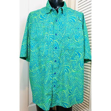 Load image into Gallery viewer, (SOLD) Reel Legends Saltwater II Fishing Shirt
