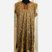 Load image into Gallery viewer, Linen Dress w/beading &amp; Pashmina
