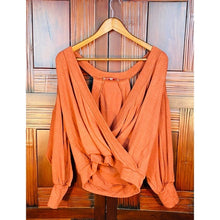 Load image into Gallery viewer, Willow&amp;Root Women’s Blouse
