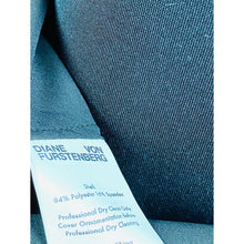 Load image into Gallery viewer, Diane Von Furstenberg Orchid Lace Dress
