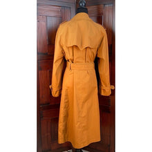 Load image into Gallery viewer, (SOLD) Vintage 70’s London Fog Women’s Trench Coat
