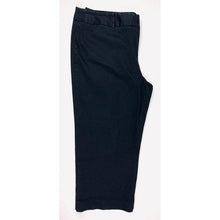 Load image into Gallery viewer, Style &amp; Co Crop Capri Pant
