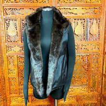 Load image into Gallery viewer, Giacca Gallery Company Reversible Fur Vest
