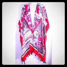 Load image into Gallery viewer, Woven Heart Tribal and Floral Kimono

