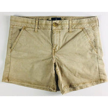 Load image into Gallery viewer, ( SOLD ) American Eagle Outfitters Women’s Stretch Shorts
