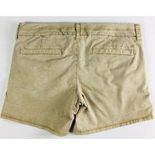 Load image into Gallery viewer, ( SOLD ) American Eagle Outfitters Women’s Stretch Shorts
