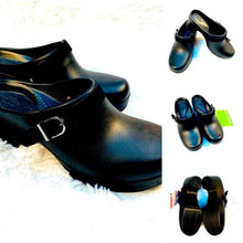 Load image into Gallery viewer, Crocs Women’s Sarah Clogs Mules
