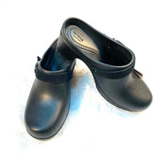Load image into Gallery viewer, Crocs Women’s Sarah Clogs Mules
