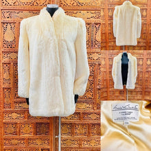 Load image into Gallery viewer, Vintage 80’s Gloria Vanderbilt Jacket Coat

