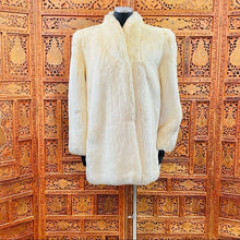 Load image into Gallery viewer, Vintage 80’s Gloria Vanderbilt Jacket Coat
