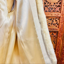 Load image into Gallery viewer, Vintage 80’s Gloria Vanderbilt Jacket Coat
