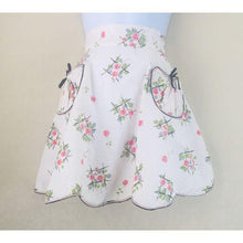 Load image into Gallery viewer, (SOLD) Vintage Apron Half Apron
