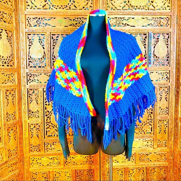 Vintage Handmade crochet knit triangle shawl