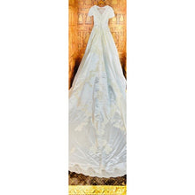 Load image into Gallery viewer, (01) Santa Monica Couture Collection Wedding Gown
