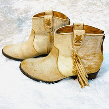 Load image into Gallery viewer, (SOLD) Very Volatile Women&#39;s Lookout Western Boot
