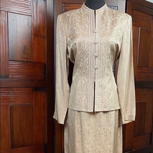 Load image into Gallery viewer, Adrianna Papéll Vintage Silk Suit Embroidered
