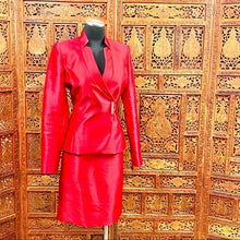 Load image into Gallery viewer, Tahari Arthur S. Levine Women’s Skirt Suit 2pc
