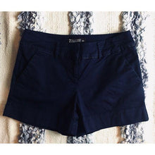 Load image into Gallery viewer, 7th Avenue Design Studio Women’s shorts
