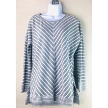 Load image into Gallery viewer, Cable &amp; Gauge Women’s Striped Top
