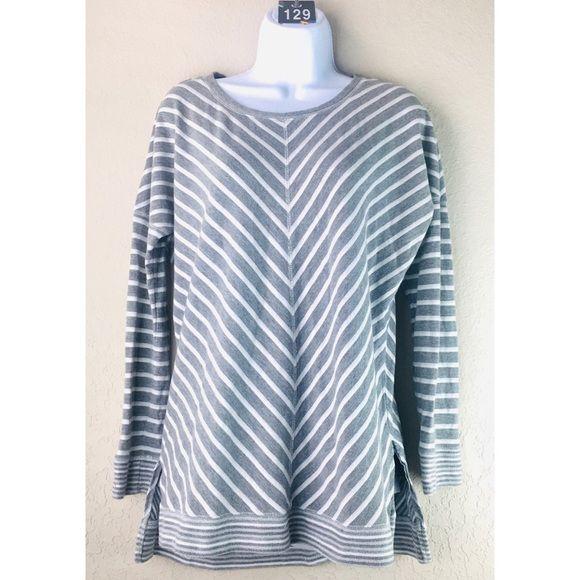Cable & Gauge Women’s Striped Top