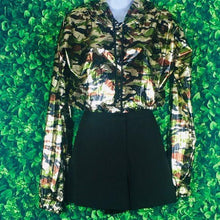 Load image into Gallery viewer, Women’s Metallic Camouflage Anorak Hoodie
