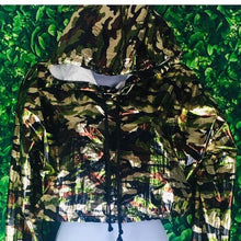 Load image into Gallery viewer, Women’s Metallic Camouflage Anorak Hoodie
