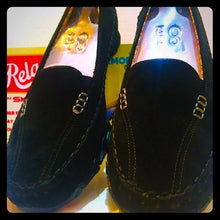Load image into Gallery viewer, (SOLD) Skechers Relaxed Fit Bikers Shoes
